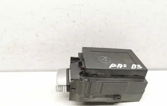 Volkswagen PASSAT B6 Ignition lock 3C0905843M