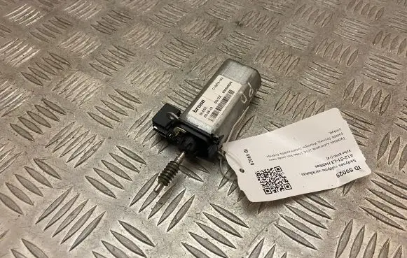 Volvo XC90 Seat adjustment motor C10276103