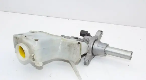 Skoda Superb B8 (3V) Master brake cylinder
