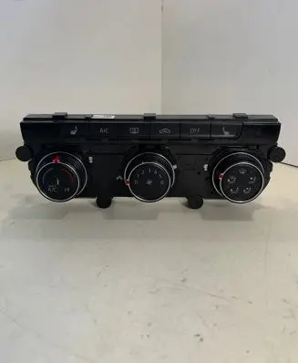Volkswagen Golf VII Climate control unit 5GM907426A 5HB01251501