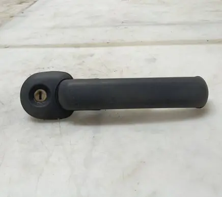 Nissan Terrano Front door exterior handle 
