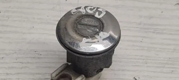 Peugeot 405 Front door lock (next to the handle) 