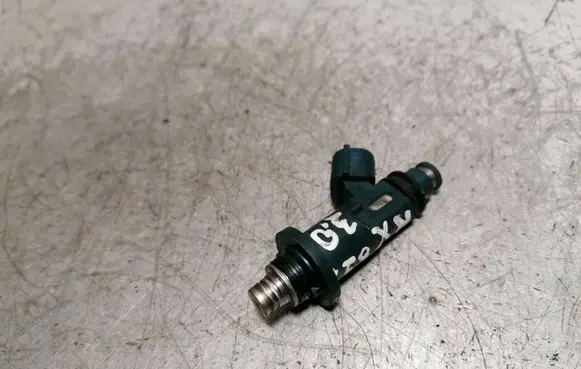 Lexus RX 300 Fuel injector 2325020020