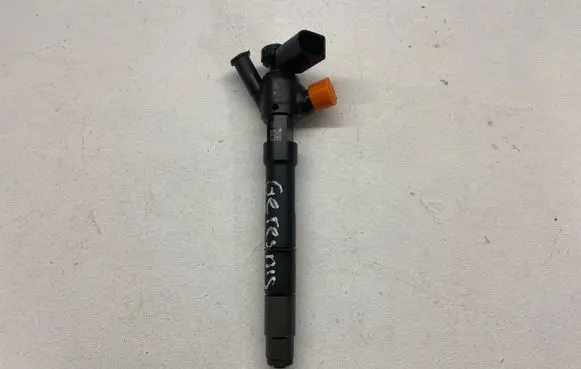 Volkswagen Golf Sportsvan Fuel injector 28577054 SD7J0GTZ4