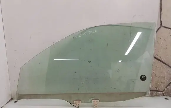 Nissan X-Trail T30 Front door window glass four-door 43R00018