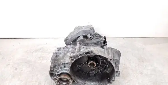 Manual 6 speed gearbox