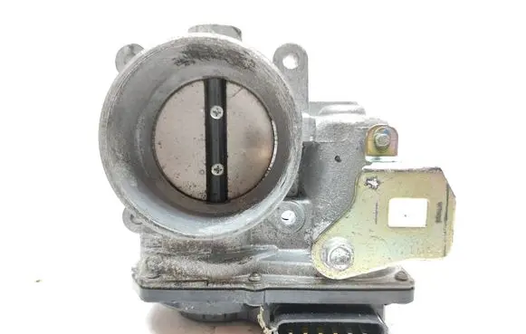 Mazda CX-3 Throttle valve PE0113640B 52009T28 C121310T01