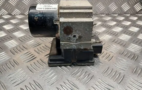 Opel Vivaro ABS Pump 8200003510 91165925 13664102