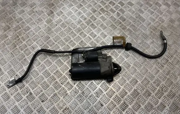 Mercedes-Benz SL R129 Starter motor A0001115005 A1121510001