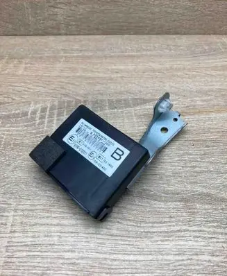 Toyota Avensis T270 Immobilizer control unit/module 8978005070 625481000