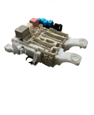 Toyota RAV 4 (XA30) Fuse module 8273042010 7G101628 9497