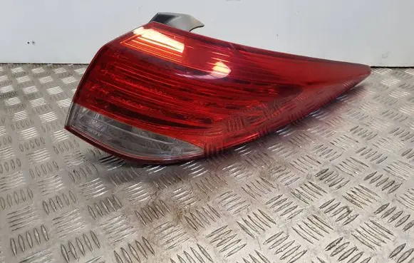 Hyundai i40 Rear/tail lights 924023Z0