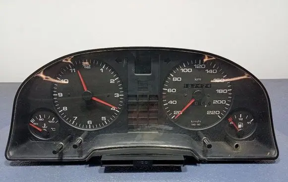 Speedometer (instrument cluster)