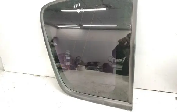 Renault Espace IV Rear side window 8200368913 43R000929