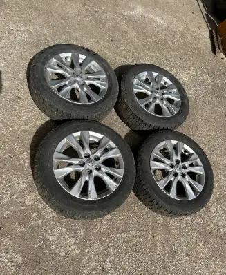 Toyota Verso-S R15 alloy rim 