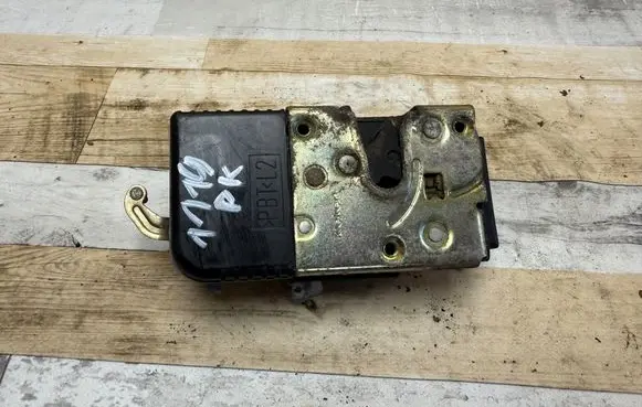 Front door lock