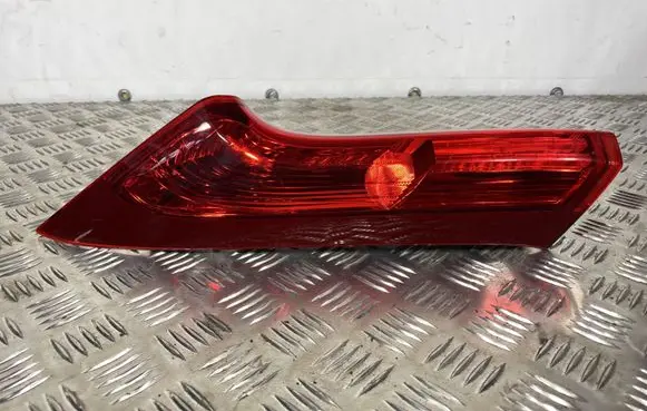 Honda CR-V Rear/tail lights W0706