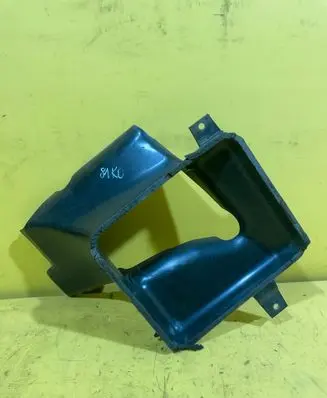 Mazda 6 Intercooler air channel guide 