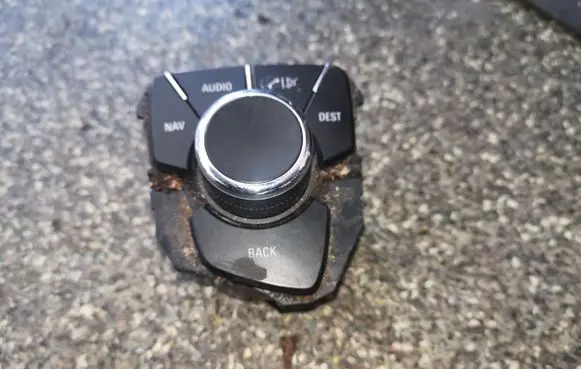 Opel Insignia A Head unit multimedia control 13310066