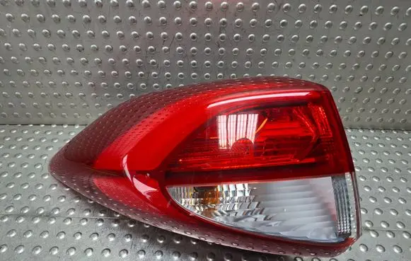 Hyundai Tucson TL Rear/tail lights S27725811 92401D71