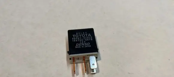 Lexus IS 200-300 Other relay 9098702012