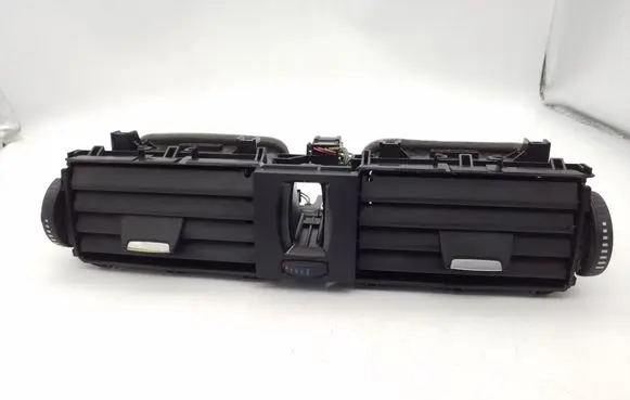 BMW 3 F30 F35 F31 Dash center air vent grill 9218552