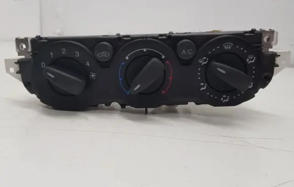 Ford Focus Climate control unit 7M5T19980BB