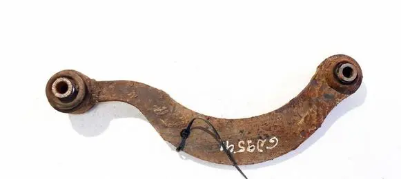 Toyota Avensis T270 Rear upper control arm/wishbone 