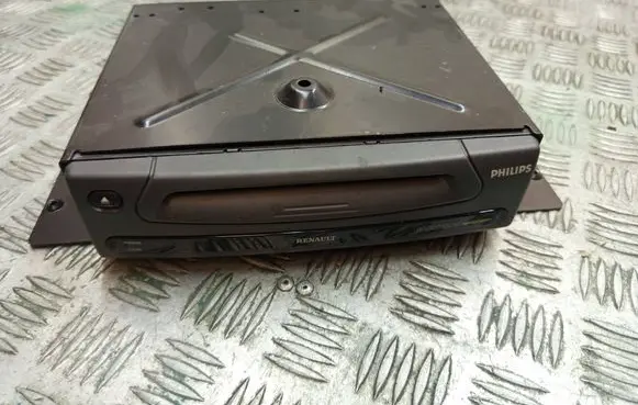 Renault Scenic RX Navigation unit CD/DVD player 7700437567 22SY58762 00240131402