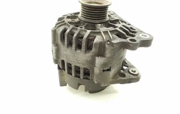 Volkswagen Cross Polo Generator/alternator 03D903025