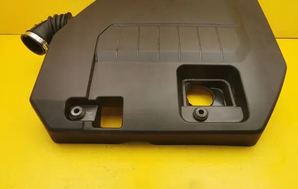Chevrolet Volt I Engine cover (trim) 22823339