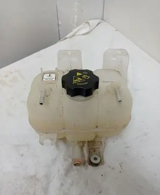 Chrysler Pacifica Coolant expansion tank/reservoir 68217323AA
