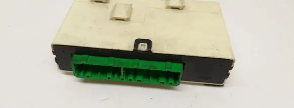Volvo S40, V40 Door central lock control unit/module 30889925 MB2323008451