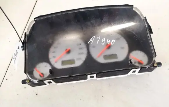Volkswagen Golf III Speedometer (instrument cluster) 1h0919864r 6160633161