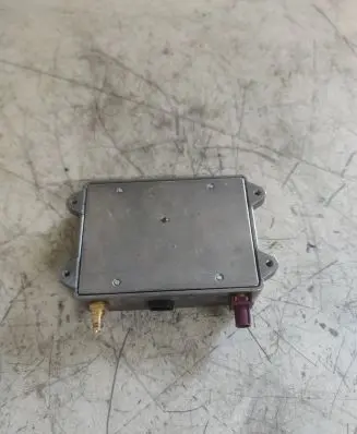 Audi A6 S6 C6 4F Antenna control unit 8E0035456B 021498 09103112