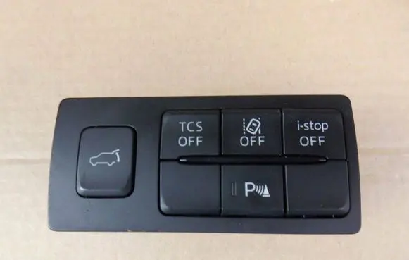 Mazda CX-5 II Tailgate/trunk/boot open switch KB8N66170A