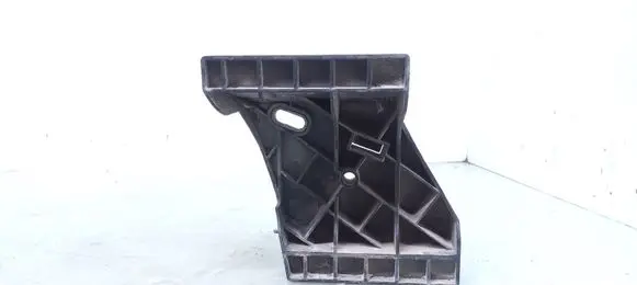 Audi A8 S8 D2 4D Rear bumper mounting bracket 4D0807571A