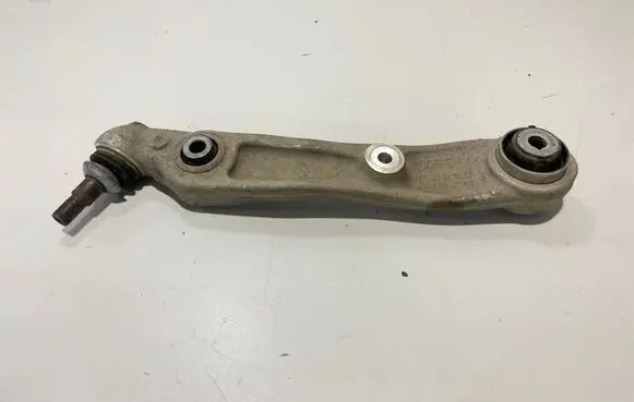 BMW 7 G70 Front lower control arm/wishbone 6898553