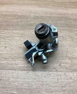 Audi A4 S4 B7 8E 8H Tailgate exterior lock 8E0827573