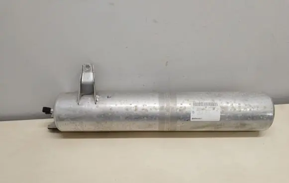 Porsche Cayenne (92A) Air suspension tank/reservoir 7P0616201A