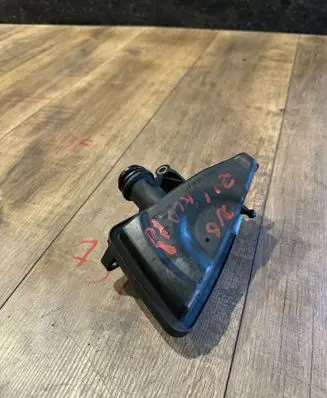 Mercedes-Benz E W211 Intake resonator A6421400087
