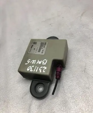 BMW 5 E60 E61 Antenna control unit 693502401