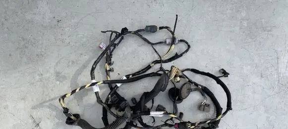 Opel Insignia A Tailgate/trunk wiring harness 13330267 13331388
