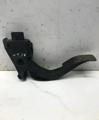 Audi A5 8T 8F Accelerator throttle pedal 8K1723523 22092008 6PV00950501