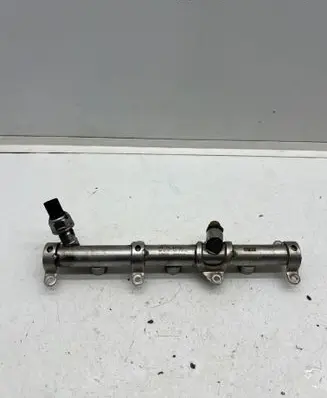 Audi Q7 4M Fuel main line pipe 06L906054E 06M133316L