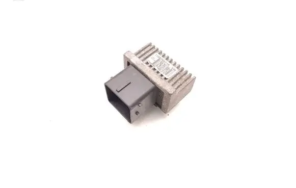 Opel Movano B Glow plug pre-heat relay 110678071R