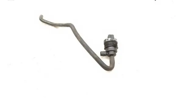 BMW Z3 E36 Valve vacuum 1748875