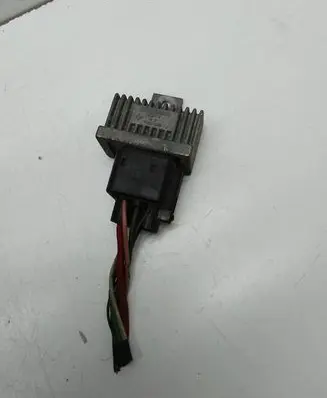 Renault Clio II Glow plug pre-heat relay 7700115078 BED712