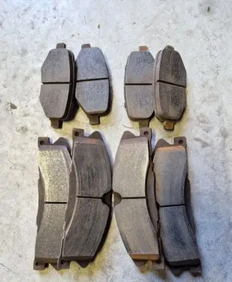 Ford Explorer V Brake pads (front) 