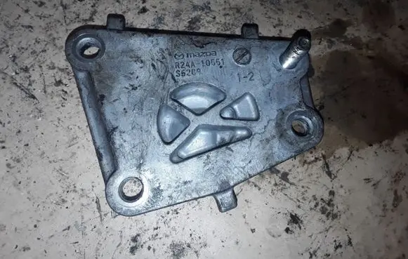 Mazda 6 Engine mounting bracket R2AA10551